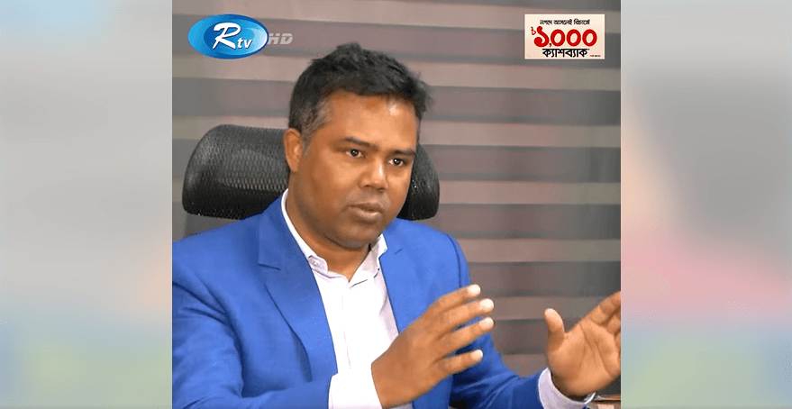 চাকরির পেছনে অযথা না ছুটে ফ্রিল্যান্সিং করলে ঘুচবে বেকার সমস্যা